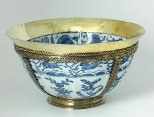 وعاء ، 1560-1600 بواسطة مدرسة اسرة مينج الصينية