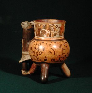 وعاء ثلاثي القوائم (سيراميك) بواسطة Mixtec بويبلا Mixtec بويبلا