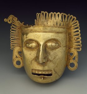 قناع الصدر ، أواخر فترة ما بعد الكلاسيكية ، حوالي 1350-1521 (ذهبي)