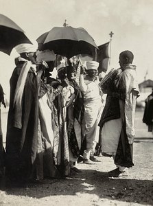 "بناء إمبراطورية" في العصر الفاشي: قراءة الأناجيل ، 09/05/1936 (b / w photo) بواسطة موديستينو بالدينيتي