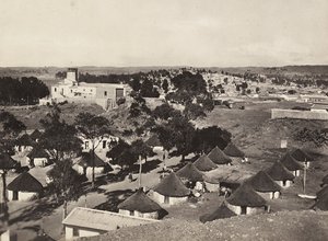 "بناء إمبراطورية" في العصر الفاشي: الحي الأصلي في أسمرة ، 09/05/1936 (b / w photo) بواسطة موديستينو بالدينيتي
