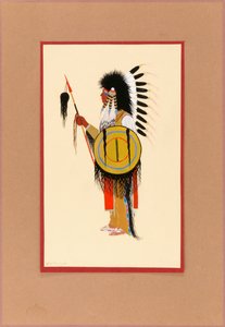 Cheyenne Warrior في غطاء رأس من الريش مع درع ، كاليفورنيا. 1915-1937.