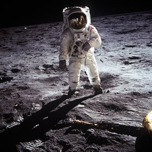 أبولو 11 - ناسا ، 1969.