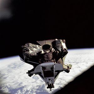 أبولو 9 - ناسا ، 1969. بواسطة صور وكالة ناسا