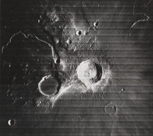 كريتر أريستارخوس ، وادي شروتر ، والمنطقة المجاورة ، 1967. بواسطة صور وكالة ناسا
