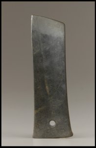 سكين الحصاد (hu) ، ثقافة Qijia ، c.2500-2000 قبل الميلاد (اليشم) بواسطة المدرسة الصينية في العصر الحجري الحديث