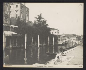 Rio dei Ognissanti te Venetië البندقية - ريو دي أوغنيسانتي (العنوان على الجسم)