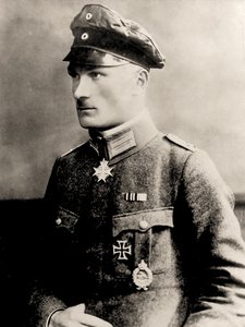 صورة لمانفريد فون ريشتهوفن ، حوالي عام 1915 (صورة)