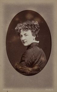 صورة جين ديولافوي 1851-1916 ، ج. 1890. بواسطة أوسترورج