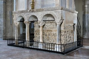 تابوت Stilicho (الرخام) بواسطة باليو كريستيان