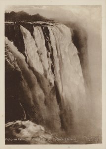 شلالات فيكتوريا ، السقوط الرئيسي من جزيرة كاتاراكت (صورة b / w) بواسطة Percy M. Clark