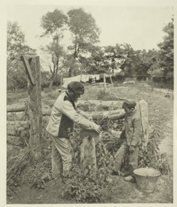 في Grindstone-A Suffolk Farmyard بواسطة بيتر هنري ايمرسون