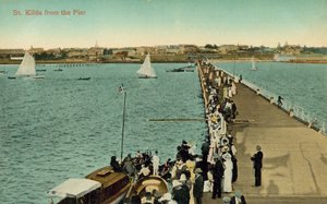 St Kilda from the pier, Melbourne, Victoria, Australia (photo) بواسطة مصور فوتوغرافي استرالي