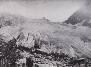 سفح النهر الجليدي العظيم (صورة b / w) بواسطة المصور كندي