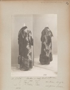 Album Page: House of Worth, Coat بواسطة مصور فوتوغرافي فرنسي