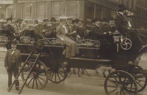 Charabanc ، برلين (b / w photo) بواسطة مصور فوتوغرافي ألماني