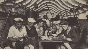 Crew quarters aboard a German submarine (b/w photo) بواسطة مصور فوتوغرافي ألماني