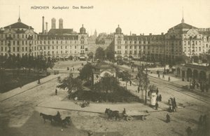 كارلسبلاتز رونديل ، ميونيخ (b / w photo) بواسطة مصور فوتوغرافي ألماني