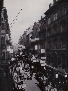 لايبزيغ: Petersstrasse خلال المعرض (صورة بالأبيض والأسود) بواسطة مصور فوتوغرافي ألماني