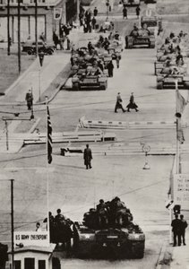 أكتوبر 1961 ، برلين فريدريش شتراسه (صورة b / w) بواسطة مصور فوتوغرافي ألماني