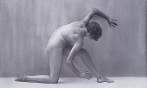 الجسد الجميل ، الثقافة الجسدية للمرأة (صورة b / w) بواسطة مصور فوتوغرافي ألماني
