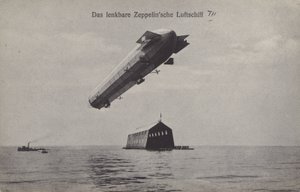 Zeppelin LZ III (صورة b / w) بواسطة مصور فوتوغرافي ألماني