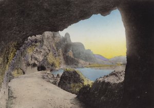 Japan, c.1912: Yabakei, Ohita Province (photo) بواسطة مصور فوتوغرافي ياباني