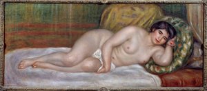 كانت المرأة العارية (غابرييل) غابرييل رينارد (1879-1959) ممرضة جان رينوار (1894-1979) ، نجل الرسام. لوحة بيير أوغست رينوار (1841-1919) 1907 صن. 0،67x1،6 م باريس ، متحف أورانجيري
