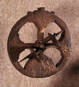 الإسطرلاب ، وهو أداة قياس فلكية يستخدمها الملاحون. صنع في البرتغال. 1648. بواسطة المدرسة البرتغالية