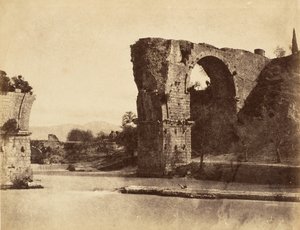 جسر أغسطس في ناني ، 1853-56. بواسطة ربما بواسطة جين مارثا سانت جون.