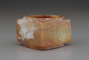 Cong (jade (nephrite))