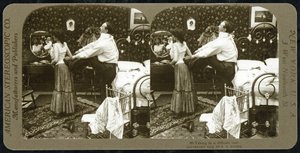 بطاقة مجسمة تصور امرأة ترتدي مشدًا ، نشرتها شركة American Stereoscopic بواسطة راي يونغ