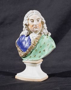 تمثال صورة ستافوردشاير لجورج فريدريك هاندل (1685-1759) (آنية فخارية زجاجية)