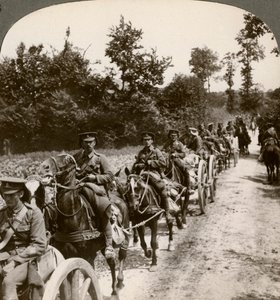 جلب الذخيرة الاحتياطية ، الحرب العالمية الأولى ، 1914-1918. بواسطة واقعية يسافر الناشرين