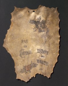 Human skin, tattooed with flowers and inscriptions, French بواسطة ريتشارد (بعد) داد