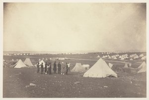أحياء Bosquet العامة تطل نحو مزرعة Mackenzie ، 1855. بواسطة روجر فينتون