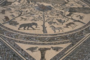 بيت Orpheus ، Orpheus محاطة بالحيوانات البرية ، التفاصيل (فسيفساء) بواسطة رواية