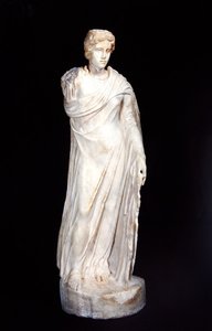 Kanephoros (الرخام) بواسطة رواية
