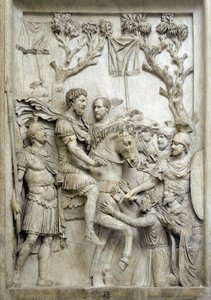Roman Emperor Marcus Aurelius pardons the defeated enemies, c.176-180 (Marble relief) بواسطة رواية