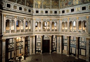 Interior view of the Baptistere of St. John the Baptist (Florence Baptistry) بواسطة رومانيسك