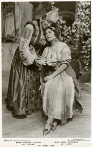 روزينا فيليبي وساري بيتراس ، الممثلات ، c1912. بواسطة صور الروتاري