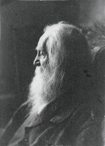 والت ويتمان في كامدن ، نيوجيرسي ، ج. 1891. بواسطة صموئيل موراي