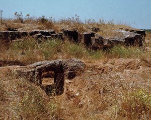 Nuragic culture (nuraghi) Sardinian: ruins of the prenuragic city on the megalitic site of Anghelu Ruju: the central tower. 20th century BC. Alghero, Sardinia Italy