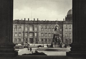 برلين: منظر للقصر والحديقة الترفيهية ؛ منظر للقصر الملكي و Lustgarten (صورة b / w) بواسطة ساشا ستون