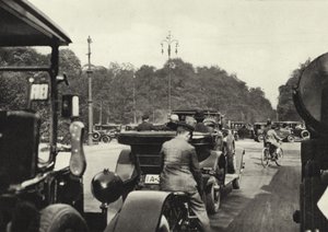 برلين: Tiergarten ؛ النجم الكبير (صورة b / w) بواسطة ساشا ستون