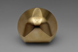 Sphere 400، 2019 (برونزية)