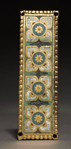 لوحة ، على الأرجح من ضريح ريليكوار ، حوالي 1200-1250 (نحاس مُذهَّب ؛ مينا تشامبليف) بواسطة مدرسة مصان