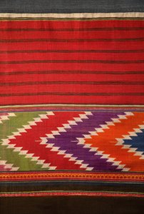 Detail of Tai Lu fabric (textile) بواسطة المدرسة التايلاندية