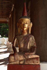 Thai Lu Buddha (bronze) بواسطة المدرسة التايلاندية