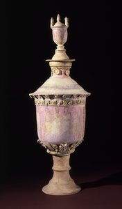 مزهرية جنائزية (Lebes Gamikos) ، حوالي 250-225 قبل الميلاد (سيراميك بالطلاء والتذهيب) بواسطة مدرسة صقلية